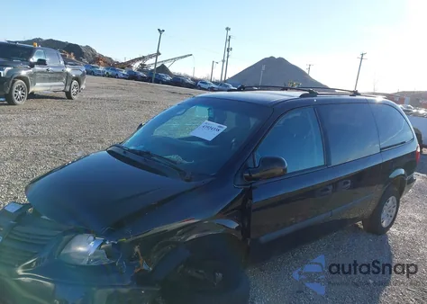 2005 Dodge Grand Caravan Se z USA, uszkodzony, nr VIN 1D8GP24R05B387693